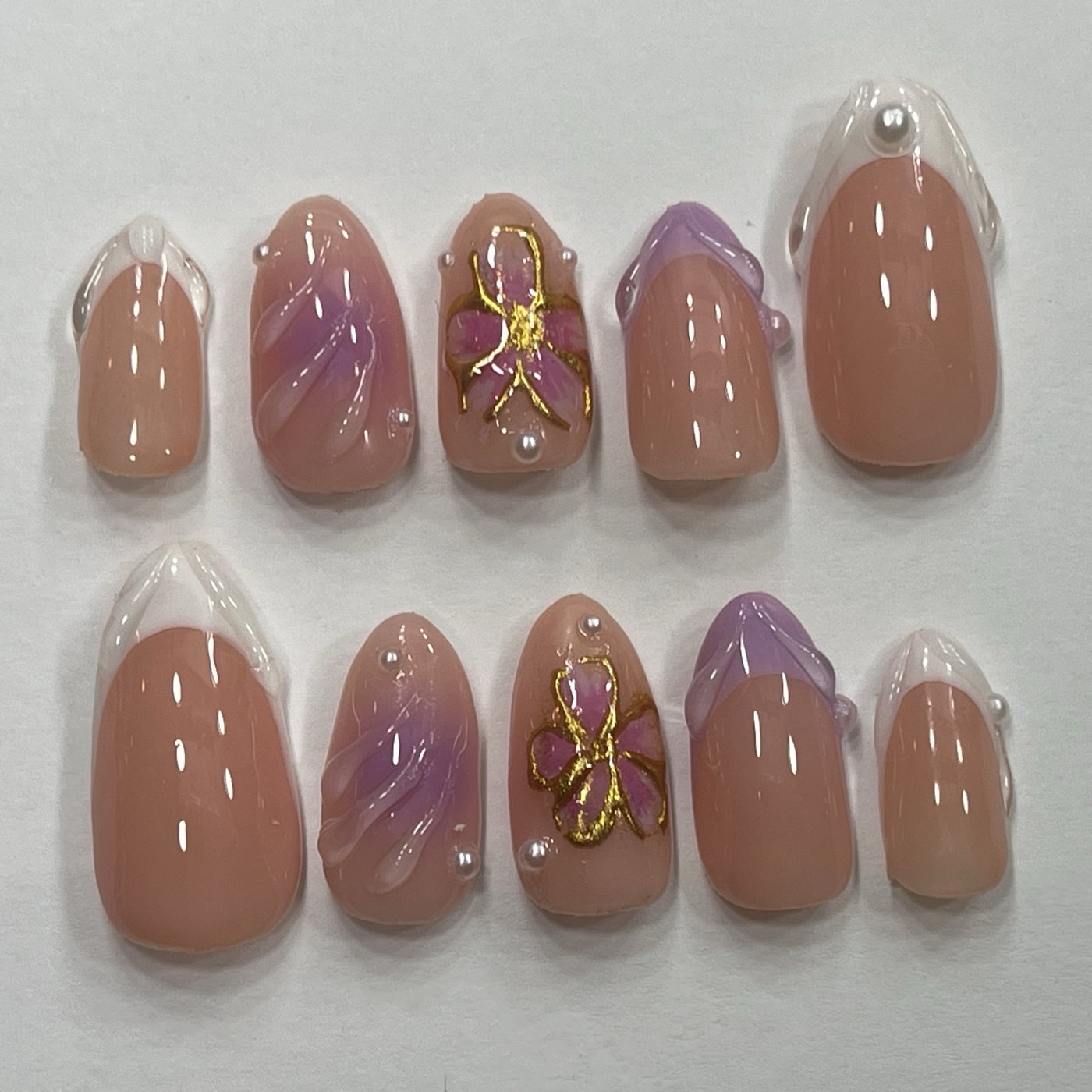 Lilac Tips set, hand-painted press-on nails
